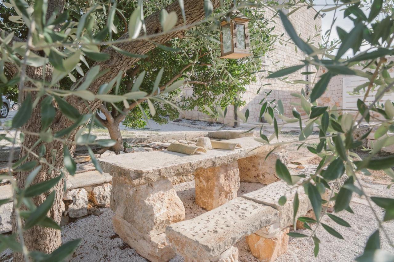 Trulli Harmonia Con Piscina - Alberobello Exterior foto